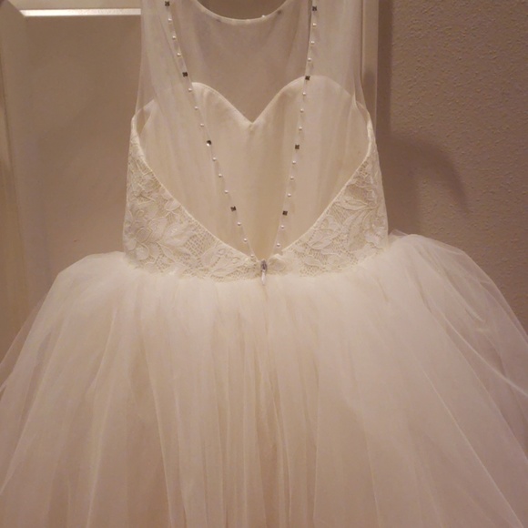 Girls size 6 ivory tulle flower girls dress - Picture 2 of 2